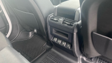 Land Rover Defender 2.0 P300 SE 110 5dr Auto Petrol Estate